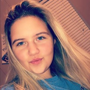 Meet your Posher, Brianna